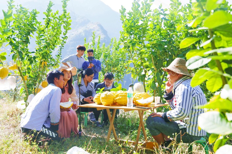 2.3水电十四局民族团结进步宣传周.jpg